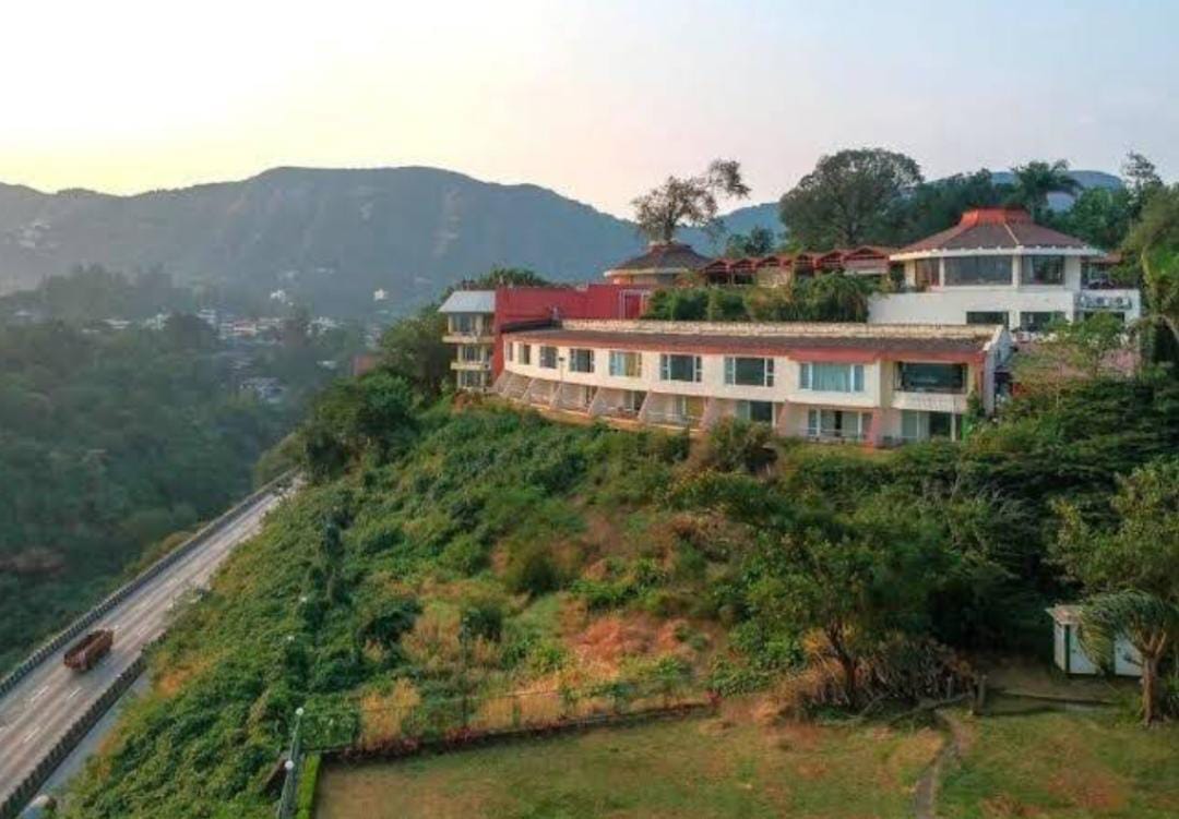 Top Amenities for Tourists